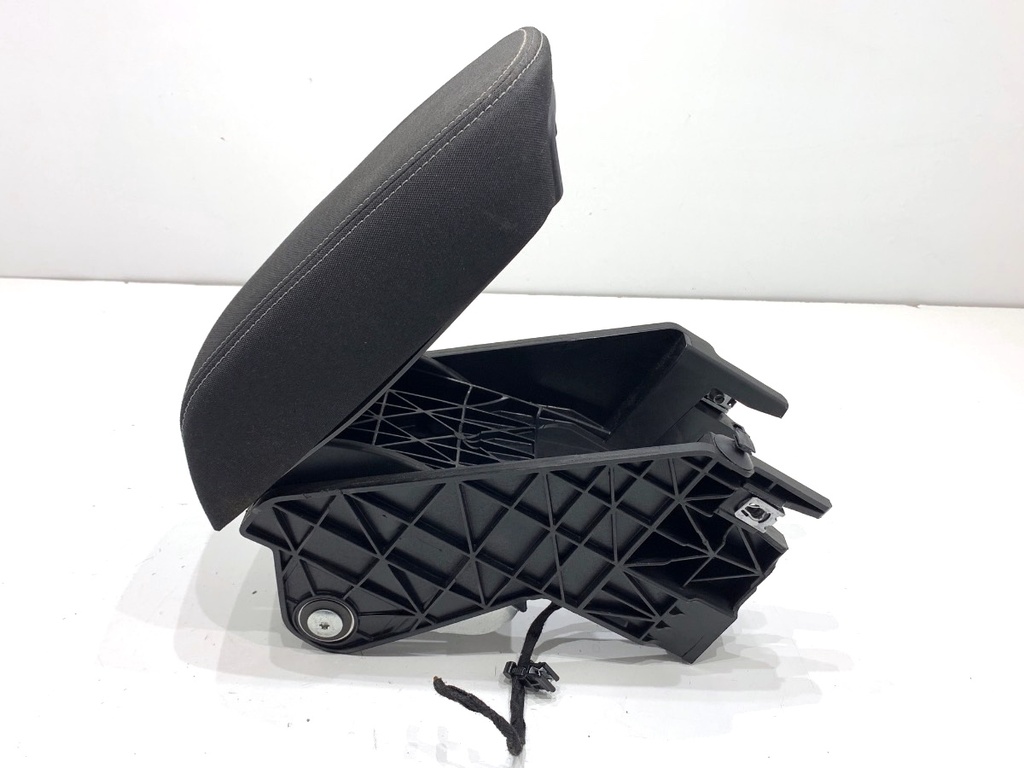 [STARK-891148] Reposabrazos SKODA KAMIQ (NW4) 2019-2022