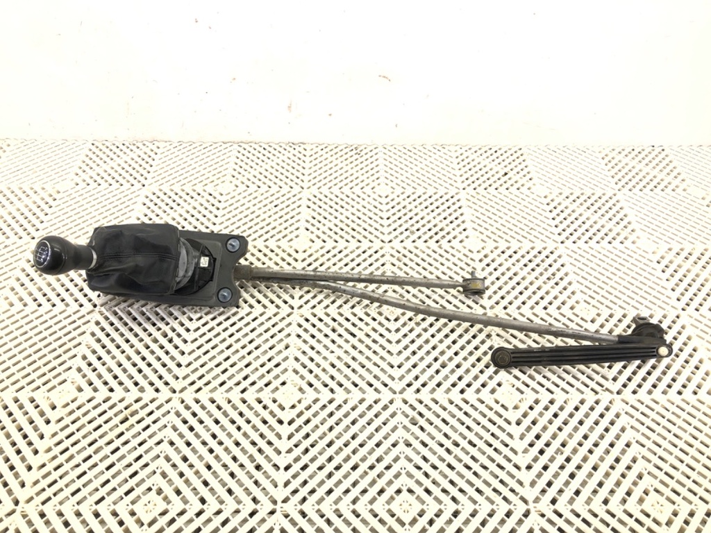 [STARK-702260] Palanca de cambios AUDI A4 B8 Avant (8K5) 1.8 TFSI 2008-2015