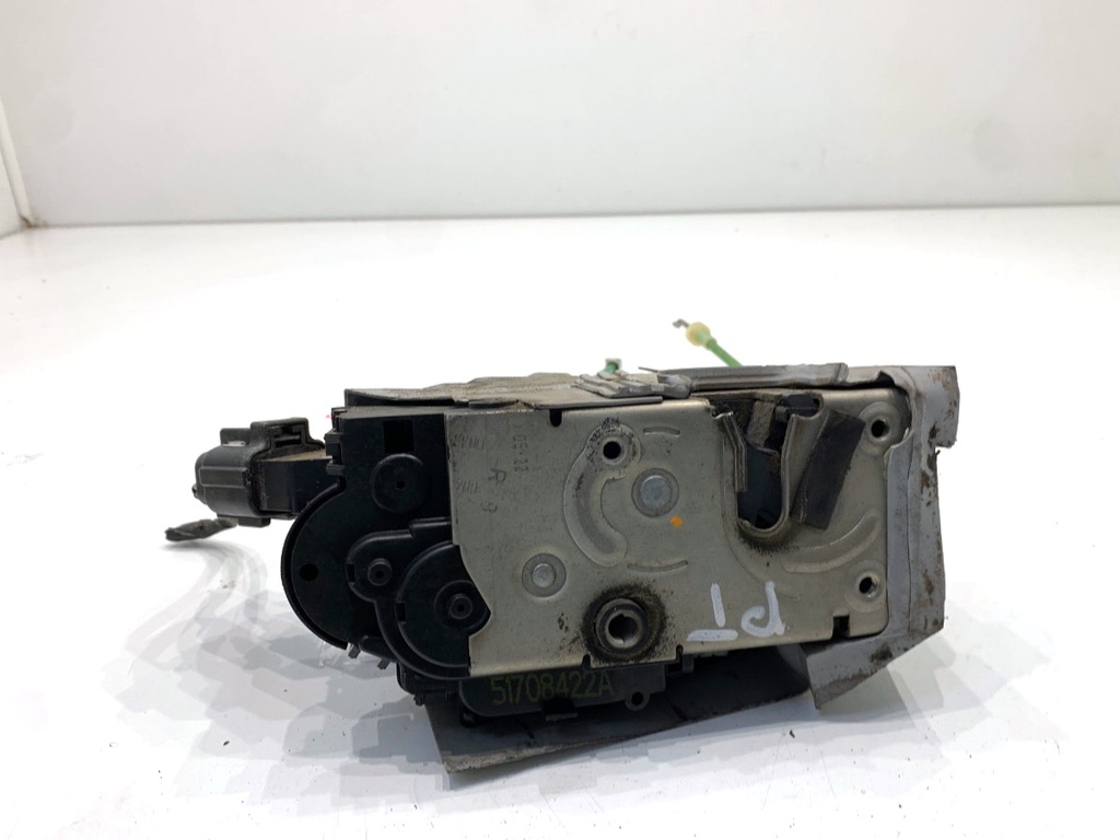 [STARK-903610] Cerradura de puerta trasera derecha FIAT CROMA (194_) 1.9 D Multijet 88 kW 2005-2011