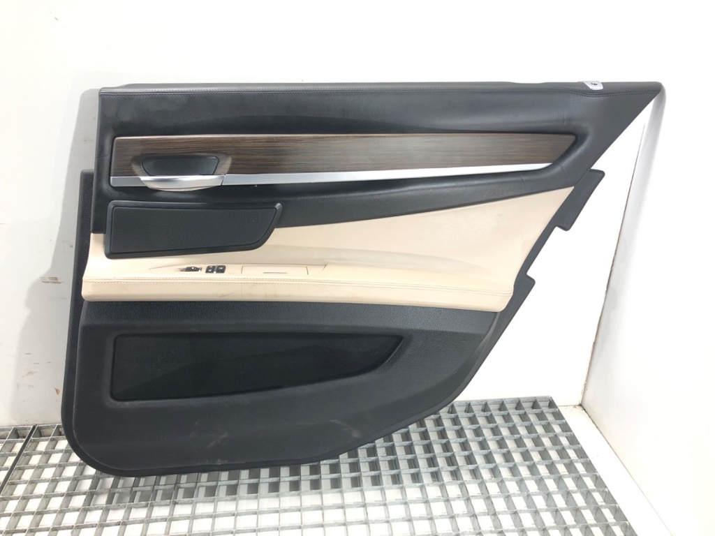 [STARK-570442] Panel de puerta trasera derecha BMW 7 (F01, F02, F03, F04) 2008-2015 750i
