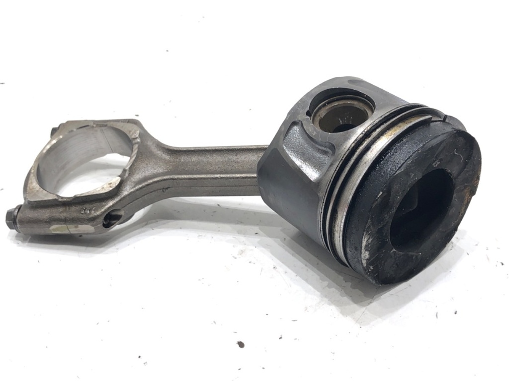 [STARK-660554] Pistón con biela para OPEL ASTRA J Sports Tourer (P10) 2.0 CDTI, 118 kW, 2010-2015