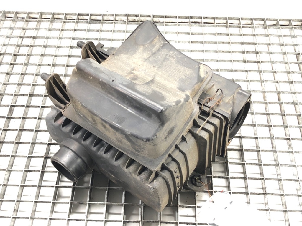 [STARK-690008] Caja de filtro de aire para Alfa Romeo GT (937_) 2.0 JTS 2003-2010