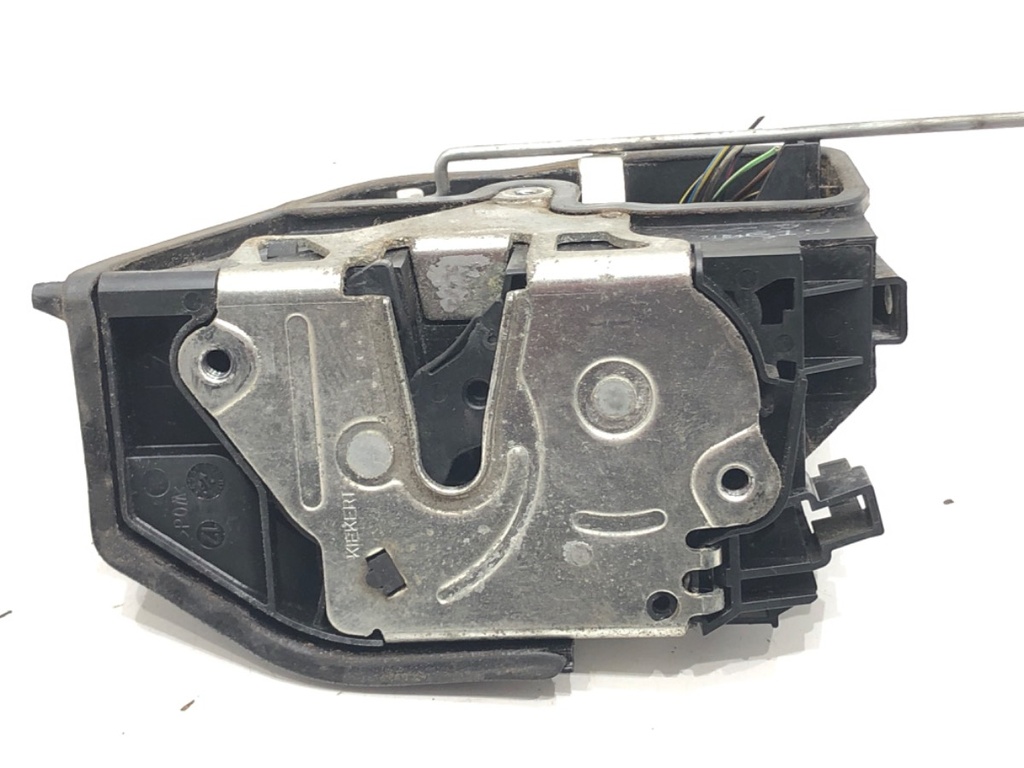 [STARK-699477] Cerradura de puerta delantera izquierda BMW 5 (E60) 2003-2010