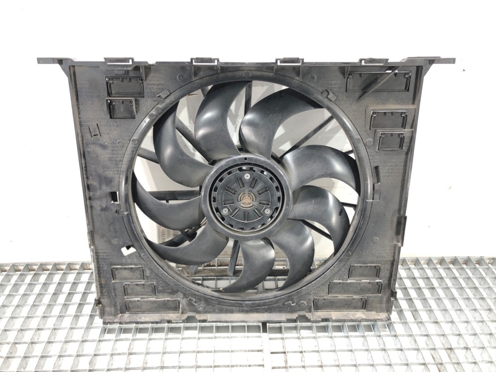 [STARK-647837] Ventilador del radiador BMW Serie 5 (G30, F90) 2016-2022 540i xDrive
