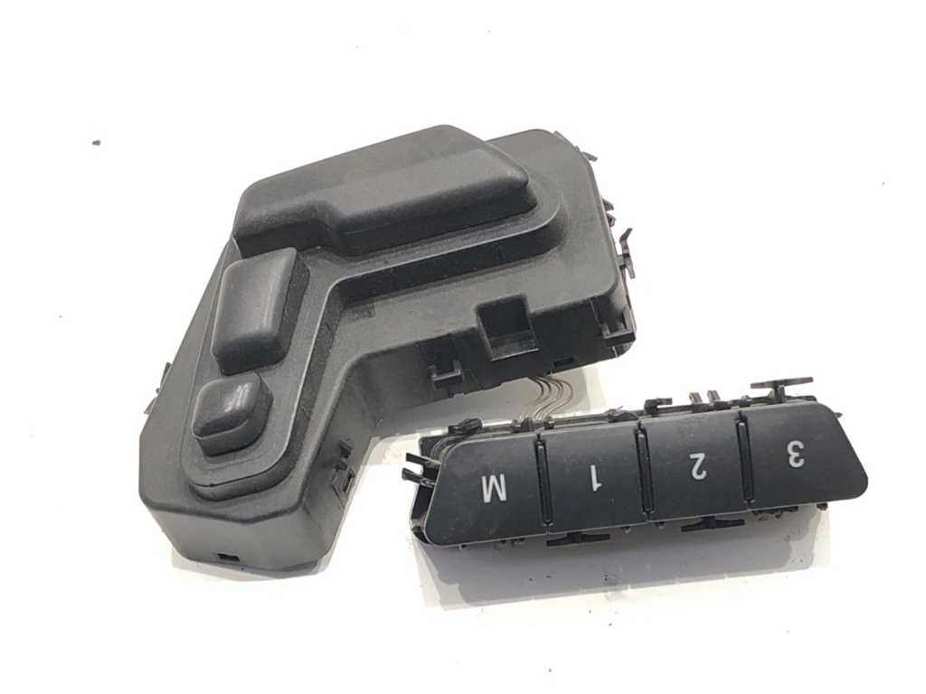 [STARK-715345] Interruptor de asiento SEAT para Mercedes-Benz Clase E (W212) 2009-2016