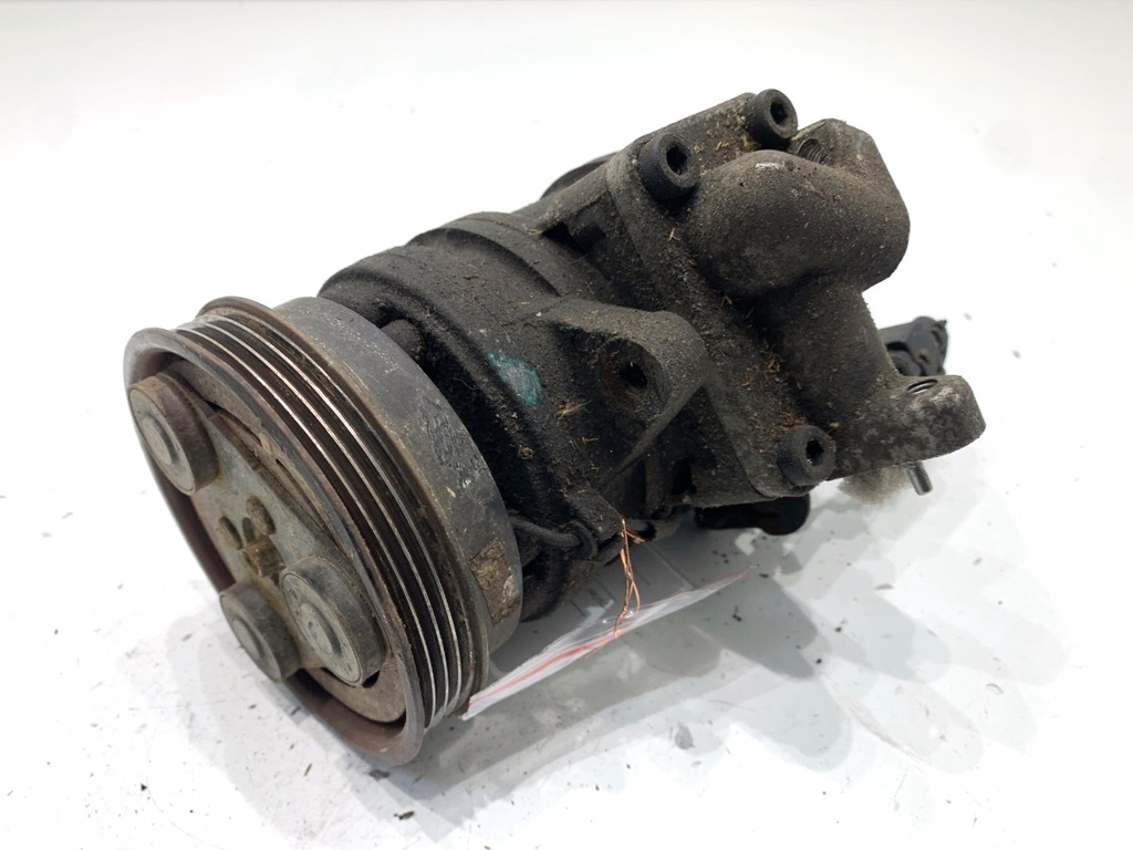 [STARK-859218] Compresor de aire acondicionado HYUNDAI i10 I (PA) 1.1 49 kW 2008-2013