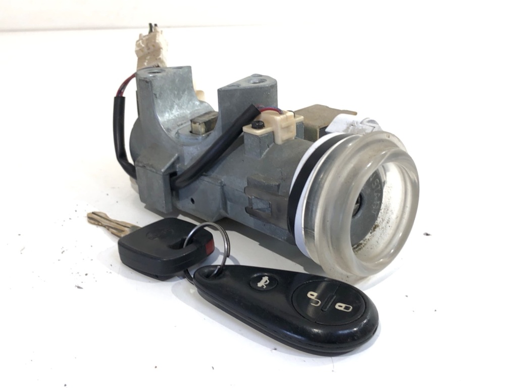 [STARK-783748] Portavasos Subaru Outback (BL, BP) 2003-2010