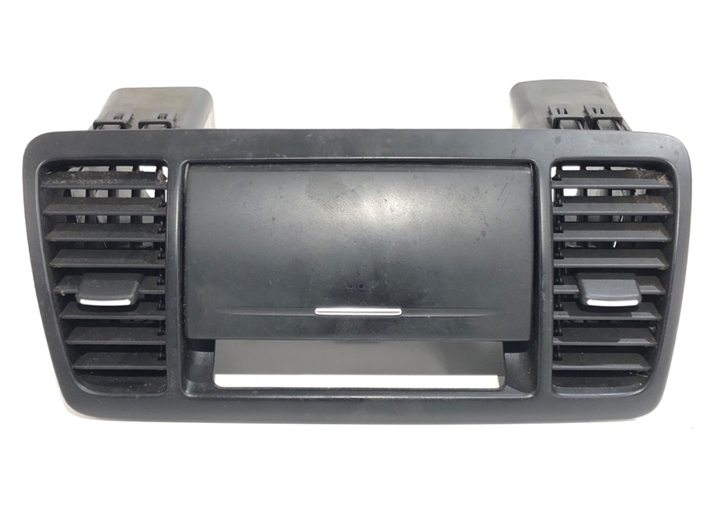 [STARK-783768] Rejilla de admisión de aire delantera Subaru Outback (BL, BP) 2003-2010