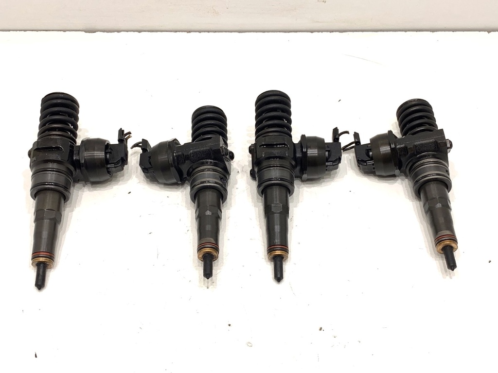 [STARK-859863] Kit de inyectores VW Golf V Variant (1K5) 1.9 TDI 77 kW 2007-2009