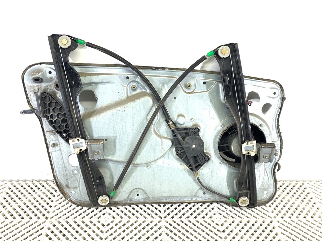 [STARK-786688] Elevador de ventana delantero derecho SKODA Fabia I Combi 1.9 SDI 2000-2007