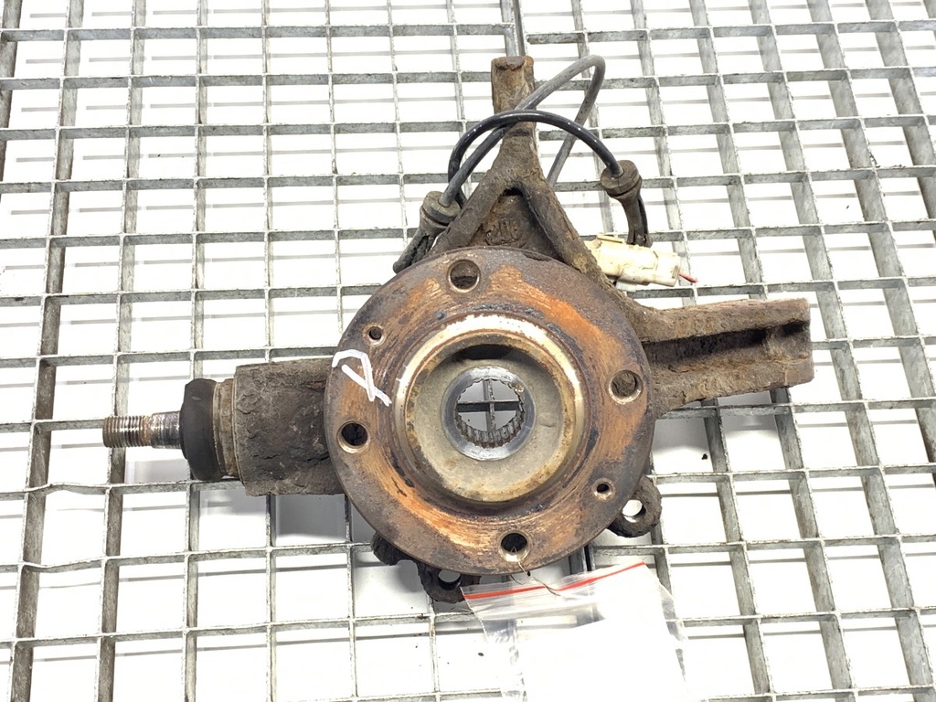 [STARK-786702] Buje de rueda delantero derecho PEUGEOT 307 (3A/C) 2000-2012