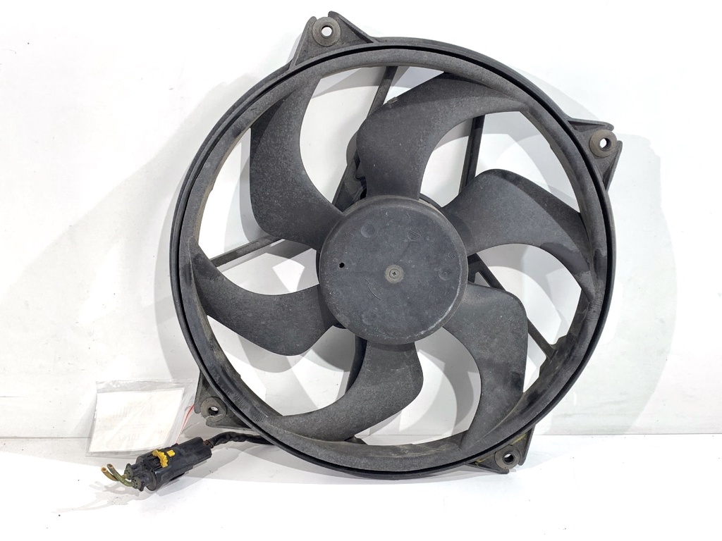 [STARK-787071] Radiador de ventilador para Citroën C4 Grand Picasso I (UA_) 2.0 i 16V 103 kW 140 CV gasolina 2006-2013