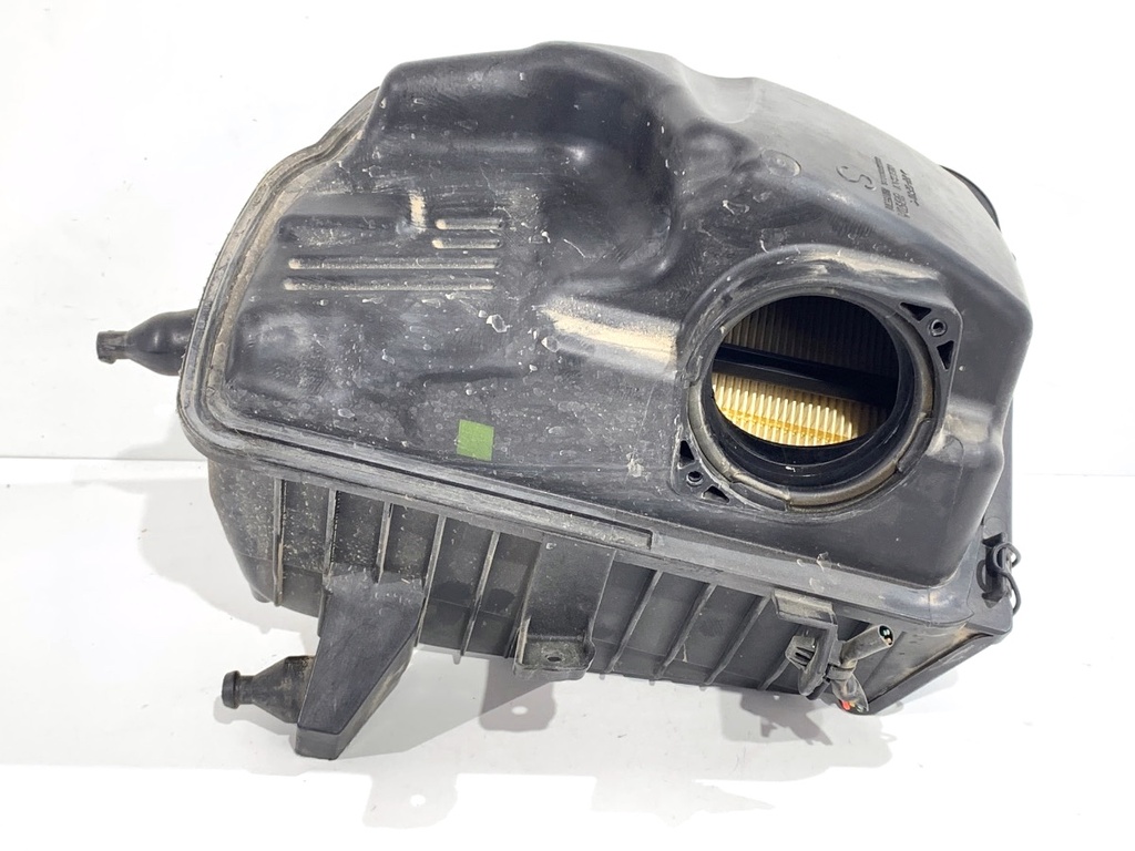 [STARK-788352] Caja de filtro de aire para NISSAN Qashqai / Qashqai +2 I (J10, NJ10, JJ10E) 1.6 dCi 96 kW