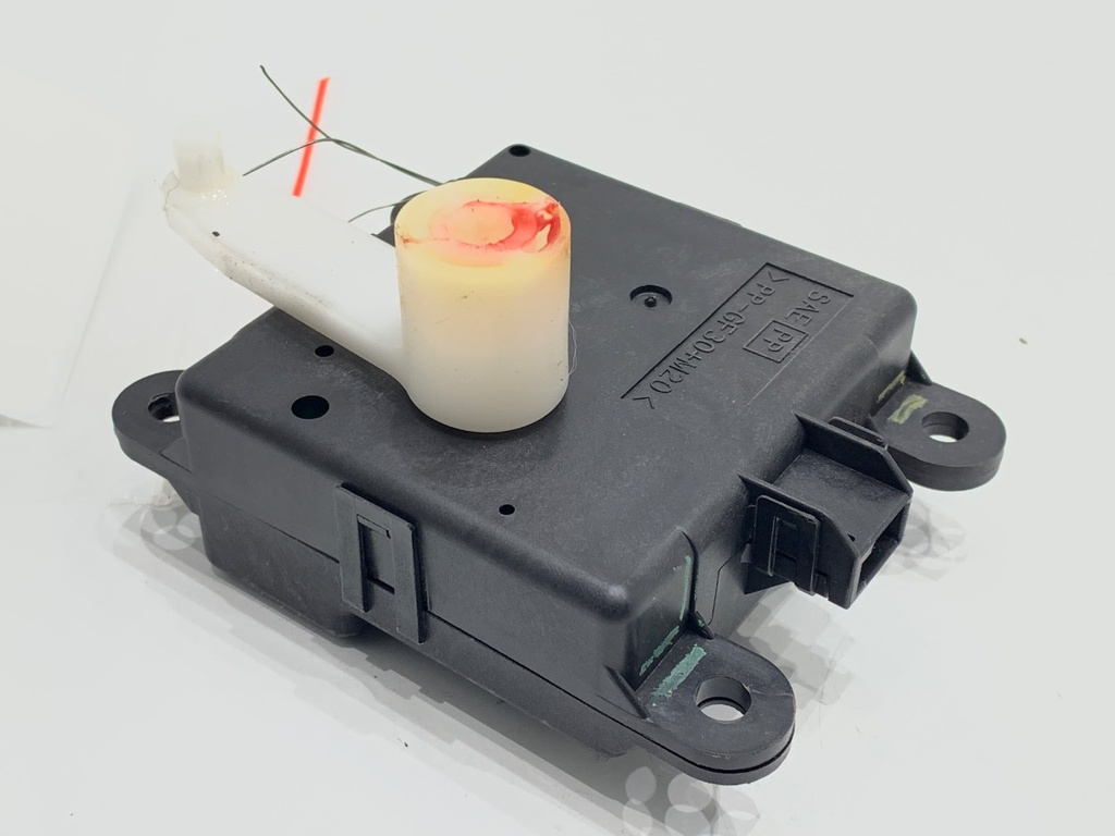 [STARK-788401] Elemento calefactor (calefactor auxiliar) para Nissan Qashqai / Qashqai+2 I (J10) 1.6 dCi 2011-2013