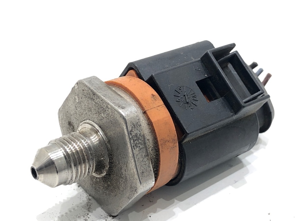 [STARK-794977] Sensor de presión de combustible VW CC B7 (358) 2.0 TFSI 147 kW 200 CV 2011-2016