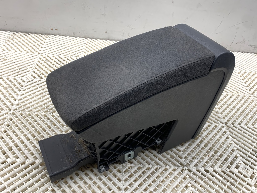 [STARK-799035] Reposabrazos VW Passat B6 Variant (3C5) 2005-2011 2.0 TDI