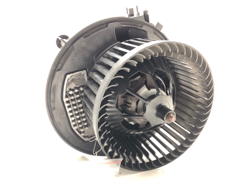 [STARK-804870] Ventilador de admisión VW Passat B8 Variant (3G5, CB5) 2.0 TDI 140 kW [190 CV] 2014-2022