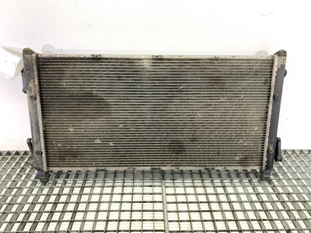 [STARK-805473] Radiador de agua VW Transporter IV 2.4 D 57 kW (78 CV) 1990-1998