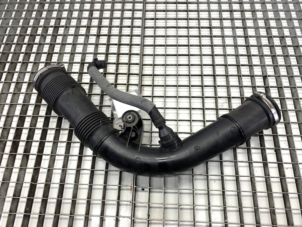 [STARK-807440] Filtro de aire VOLVO V90 II Kombi 2016-2022 D3