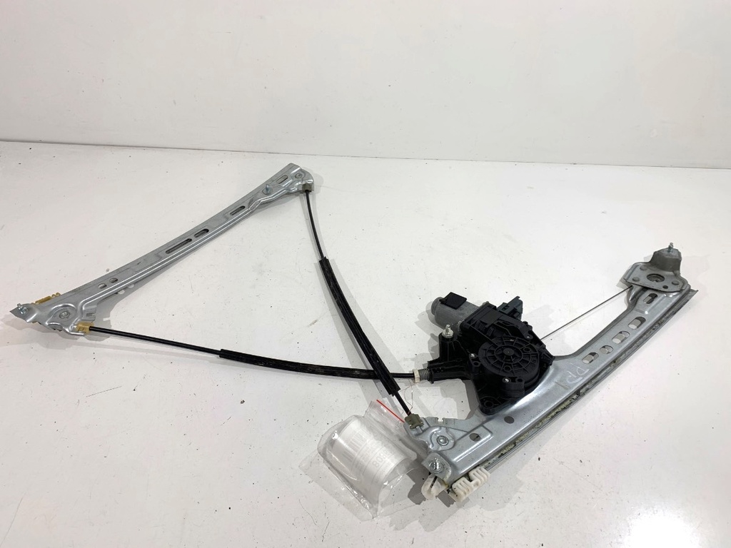[STARK-808688] Elevalunas delantero derecho Renault Mégane IV liftback (B9A/M/N) 2015-2022