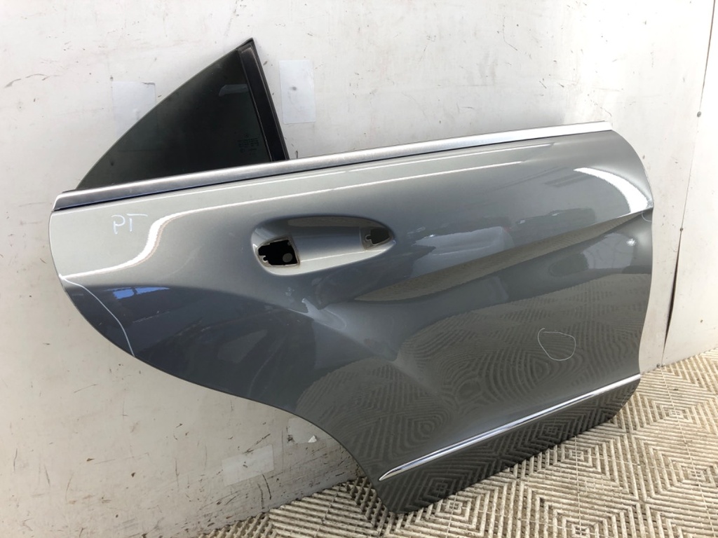 [STARK-746881] Puerta trasera derecha Mercedes-Benz CLS (C218) 2011-2017