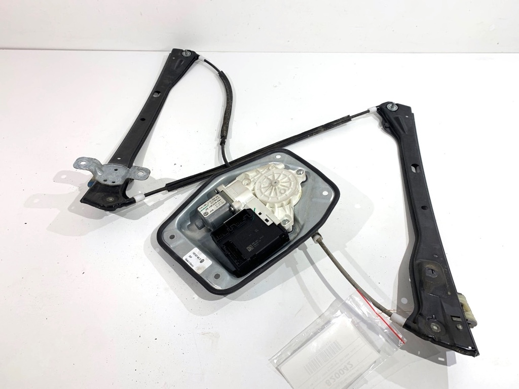 [STARK-820042] Elevador de cristal delantero izquierdo VW Golf VI Variant (AJ5) 2009-2014