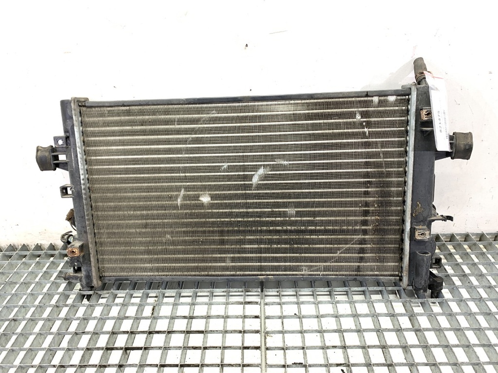 [STARK-821475] Radiador de agua OPEL ZAFIRA / ZAFIRA FAMILY B (A05) 2005-2019
