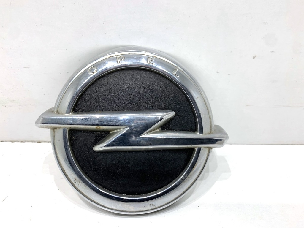 [STARK-825434] Manilla de portón trasero OPEL CORSA E (X15) 2014-2022