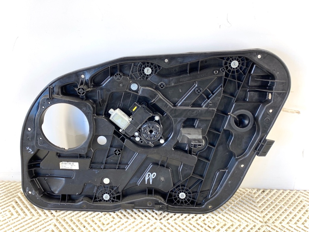 [STARK-825762] Elevalunas delantero derecho HYUNDAI i40 I (VF) 2012-2022