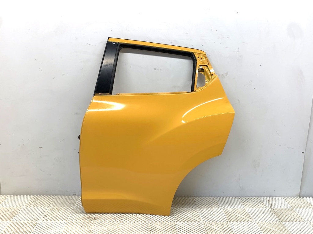 [STARK-889935] Puerta trasera izquierda NISSAN JUKE (F15) 2010-2022