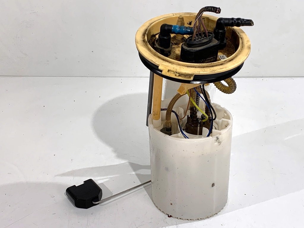 [STARK-830006] Bomba de combustible VW Passat B7 Variant 2.0 TDI 103 kW