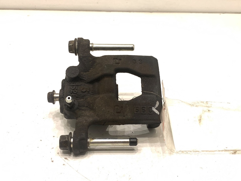 [STARK-831214] Pinza de freno trasera izquierda NISSAN PULSAR liftback (C13) 2012-2022