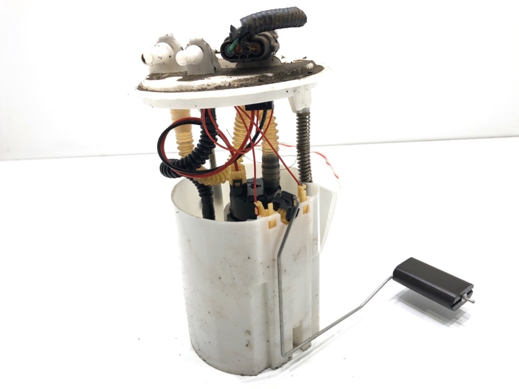 [STARK-831243] Bomba de combustible para Nissan Pulsar (C13) 1.5 dCi 110 CV