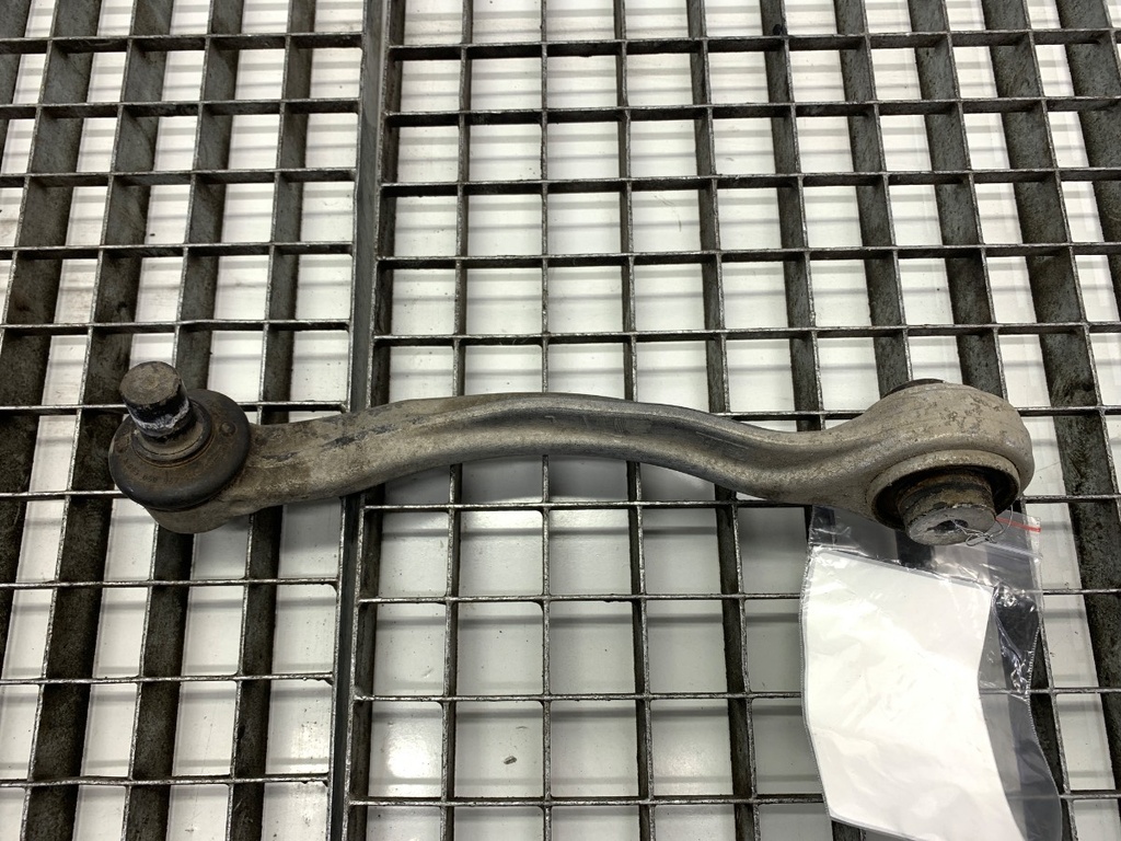 [STARK-833685] Arco de rueda delantero izquierdo para Audi Q8 (4MN) 2018-2022