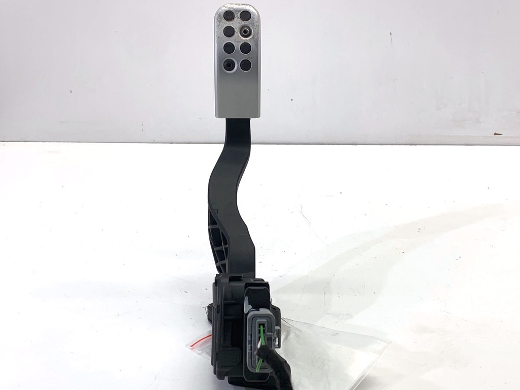 [STARK-837558] Potenciómetro de mariposa PEUGEOT 2008 I 1.2 THP 110 / PureTech 110