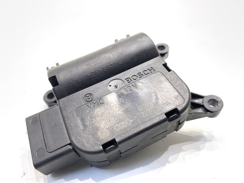 [STARK-844478] Elemento calefactor AUDI A4 B7 Avant (8ED) 2004-2008