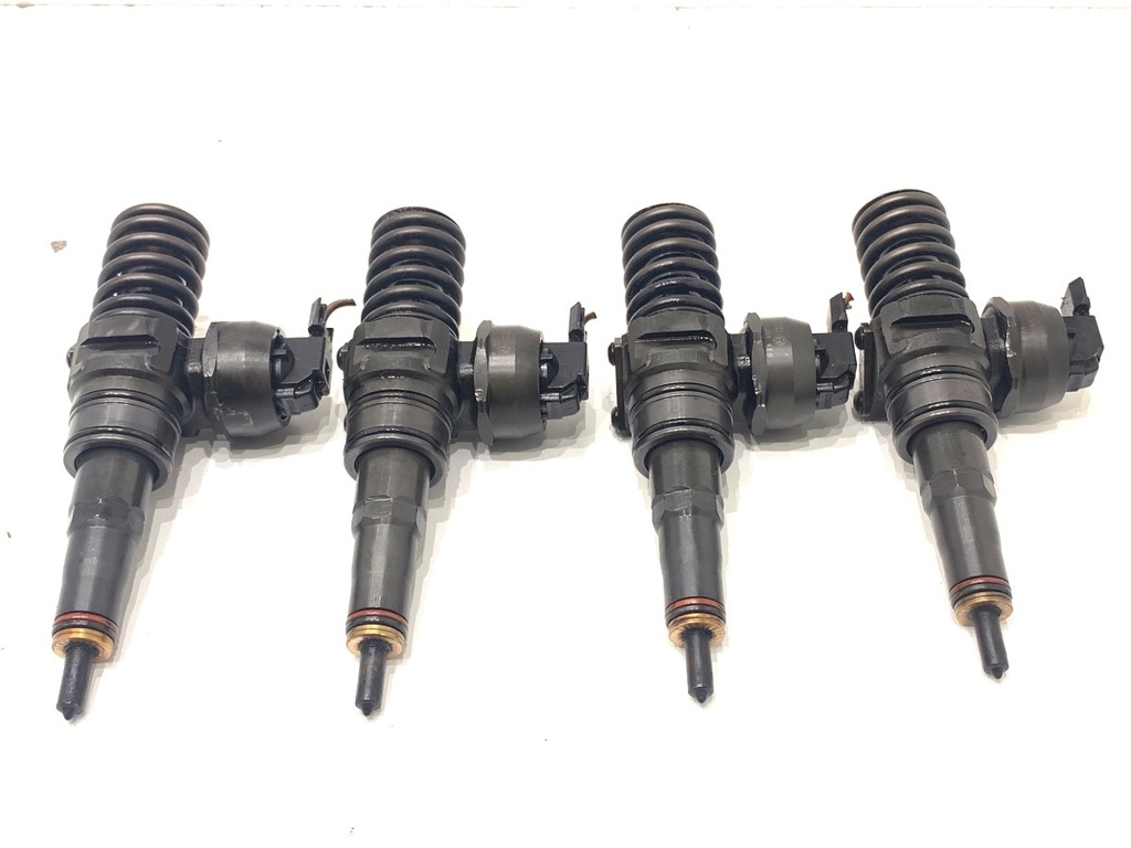 [STARK-864096] Kit de inyectores SKODA FABIA II (542) 1.9 TDI 77 kW 2006-2014
