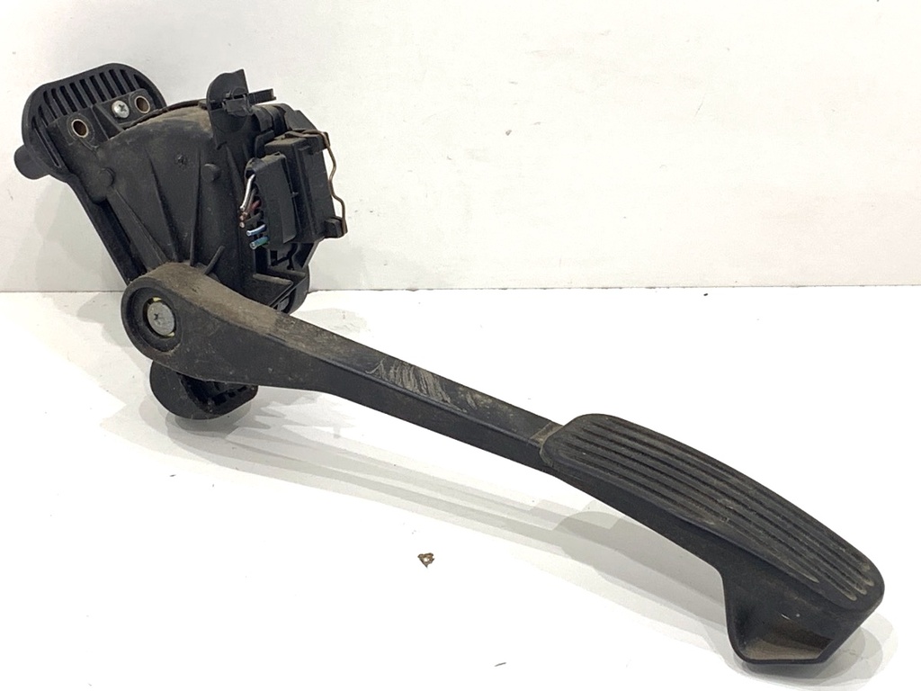 [STARK-859192] Potenciometro de mariposa Volvo V70 I (875, 876) 2.4 121 kW 30636004