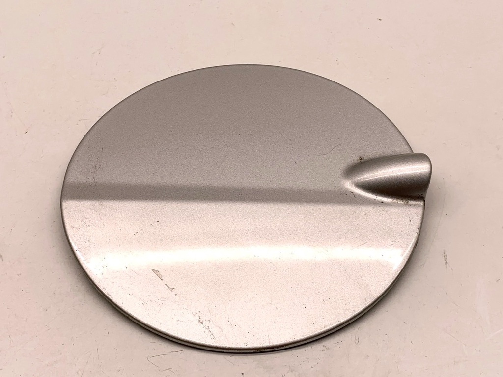 [STARK-869648] Tapa de llenado de combustible Ford Focus II Turnier 1.6 Ti 2004-2012