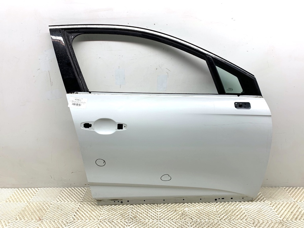 [STARK-809811] Puerta delantera derecha Renault Clio V (B7_) 2019-2022