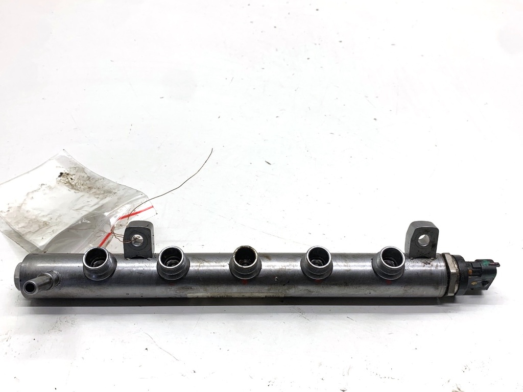 [STARK-873979] Raíl de combustible NISSAN QASHQAI II (J11, J11_) 1.6 dCi 130 CV 2013-2022