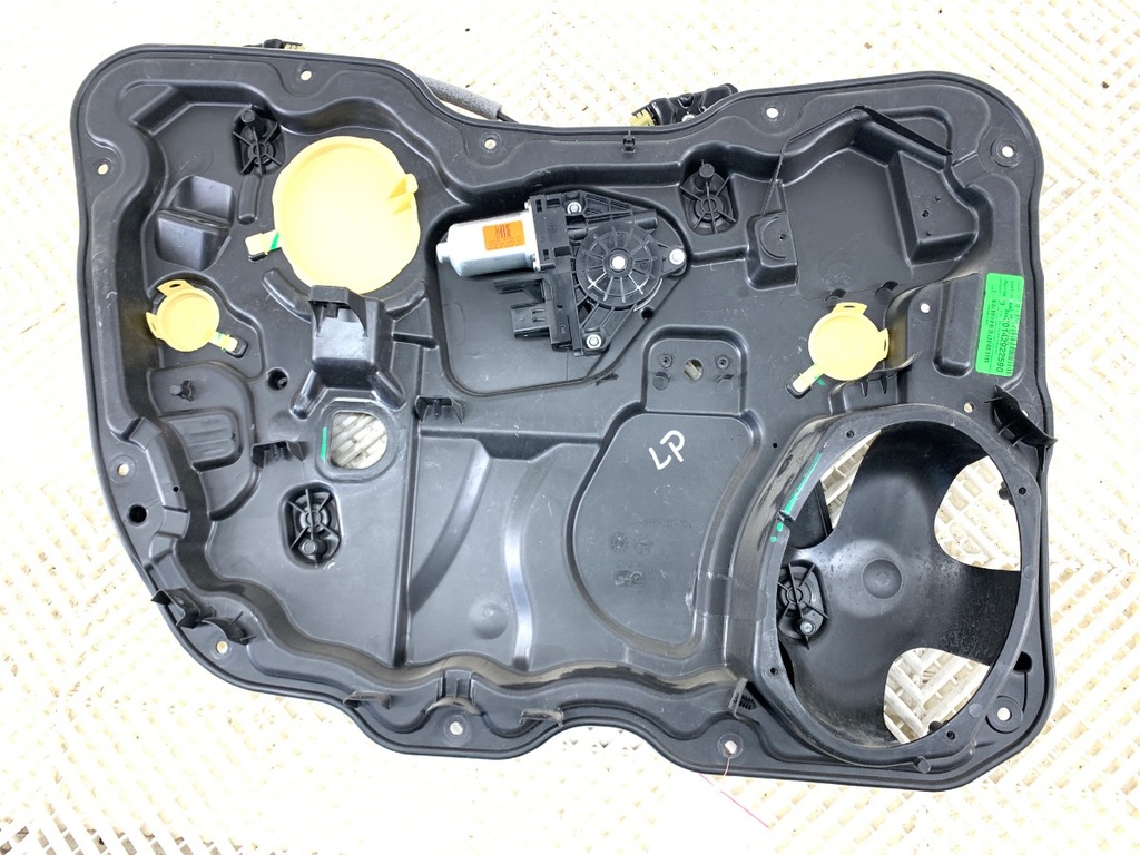 [STARK-875372] Elevalunas delantero izquierdo Jeep Cherokee (KL) 2.0 CRD 4x4 2013-2022