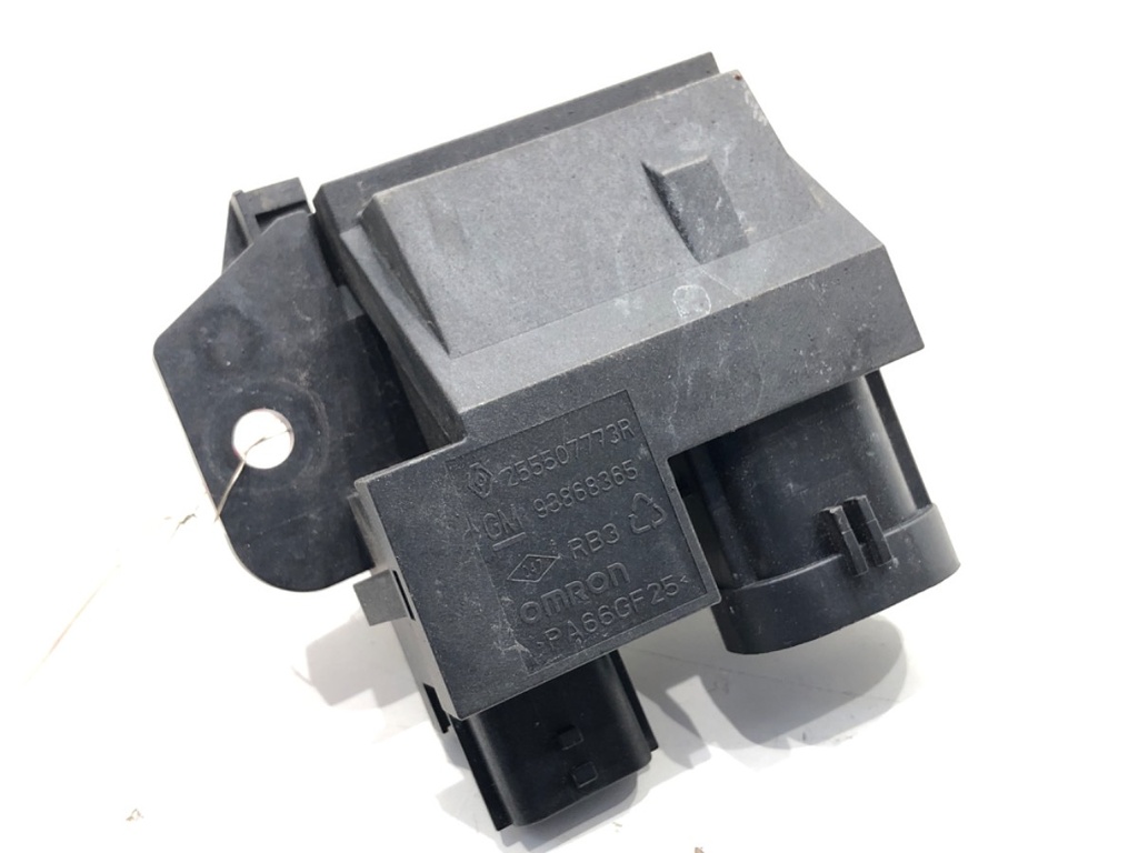 [STARK-876515] Módulo ventilador NISSAN MICRA V (K14) 1.0 IG-T 100 74 kW 2018-2022