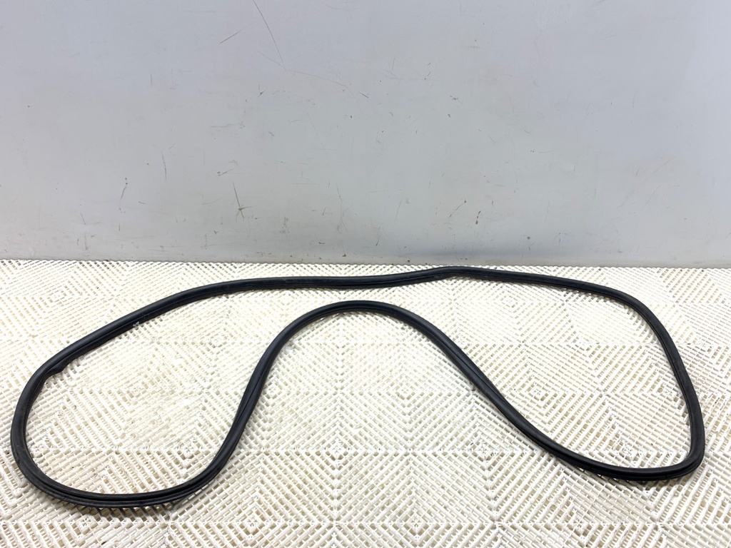 [STARK-880726] Junta MERCEDES-BENZ eSprinter Skrzynia (B910) 2020-2022