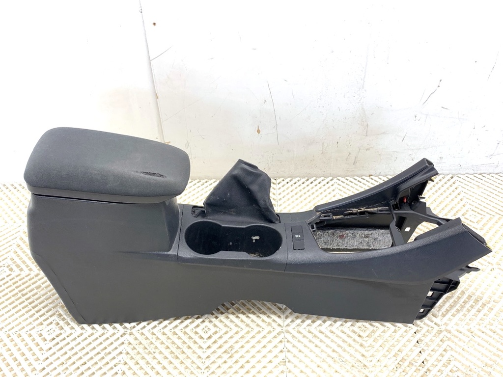 [STARK-886562] Túnel central Toyota Auris (_E18_) 2012-2018
