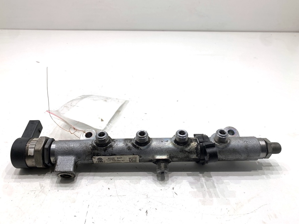 [STARK-888531] Fuel Rail Audi A8 D4 (4H2, 4H8, 4HC, 4HL) 2009-2018