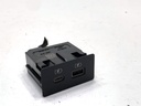 Puerto USB Nissan Qashqai III (J12) 2021-2022