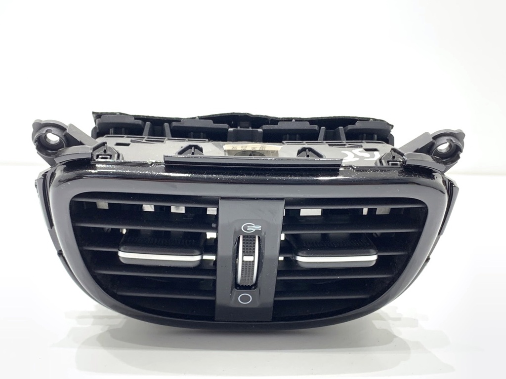 [STARK-900770] Salida de aire trasera KIA XCEED (CD) 1.6 GDI Hybrid 2019-2022