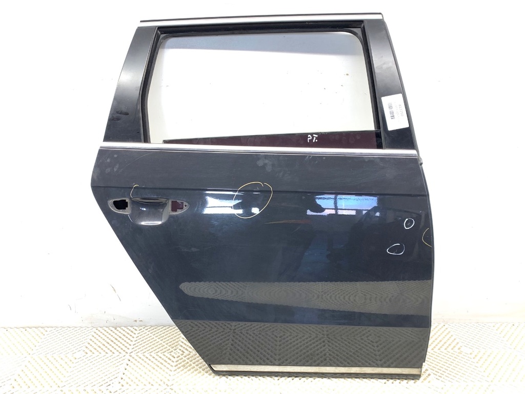 [STARK-812250] Puerta trasera derecha VW Passat B7 Variant 2.0 TDI 103 kW