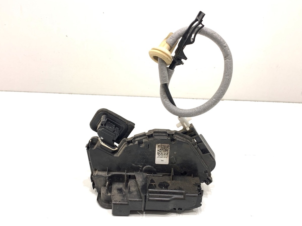 [STARK-907732] Cerradura puerta trasera derecha VW Passat B8 (3G2, CB2) 2.0 TDI 110 kW